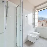 アパート Le Saint Michel,dernier Etage, Vieux Menton, Zone Pietonne