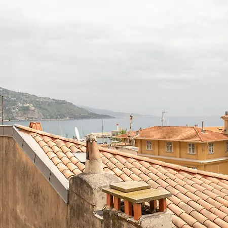 Le Saint Michel,dernier Etage, Vieux Menton, Zone Pietonne