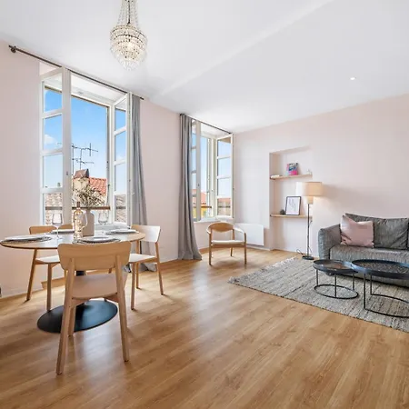 Le Saint Michel,dernier Etage, Vieux Menton, Zone Pietonne דירה מנטון